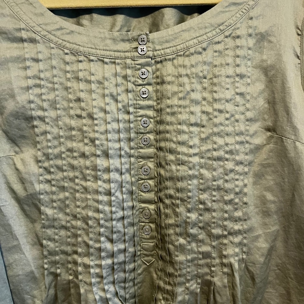 Olive Green Button Front 3/4 Sleeve Pintuck Blouse Top Babydoll Size Large - Picture 5 of 8